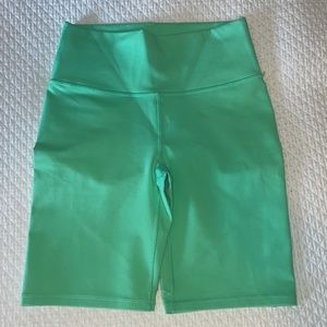 BRAND NEW Unused Fabletics Biker Shorts Green Size Small